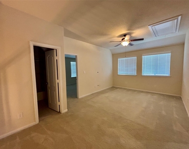 17626 Sauki Lane - Photo Thumbnail 10
