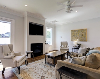 1632 Potomac Drive - Photo Thumbnail 7