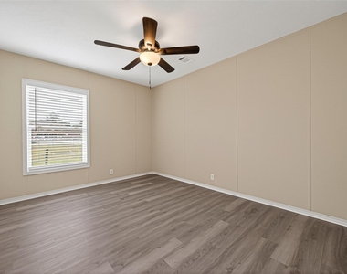 15933 W Relza Drive - Photo Thumbnail 20