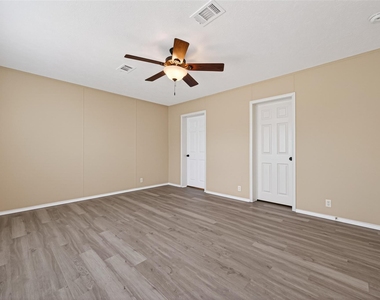 15933 W Relza Drive - Photo Thumbnail 25
