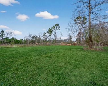 15933 W Relza Drive - Photo Thumbnail 38