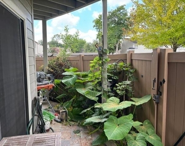 2379 Briarwest Boulevard - Photo Thumbnail 23