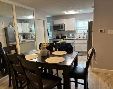 2379 Briarwest Boulevard - Photo Thumbnail 6