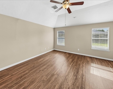 15822 Parmley Creek Court - Photo Thumbnail 9
