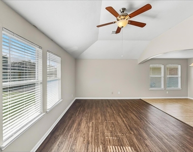 15822 Parmley Creek Court - Photo Thumbnail 7