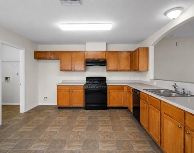 6631 Portlick Drive - Photo Thumbnail 8