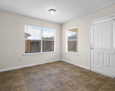 6631 Portlick Drive - Photo Thumbnail 9
