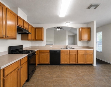 6631 Portlick Drive - Photo Thumbnail 7
