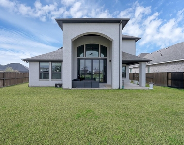 6718 Waxbill Road - Photo Thumbnail 40