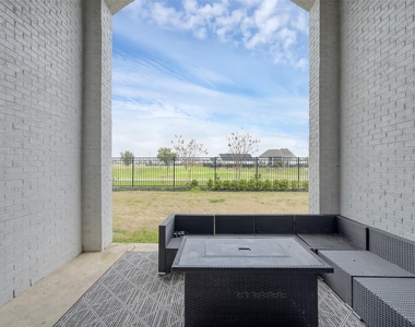 6718 Waxbill Road - Photo Thumbnail 36