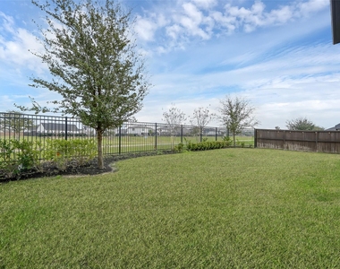 6718 Waxbill Road - Photo Thumbnail 38