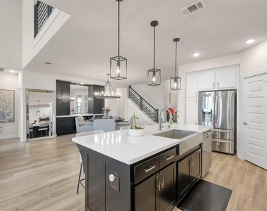6718 Waxbill Road - Photo Thumbnail 11