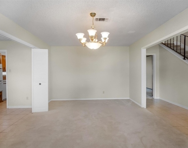 2015 Tanglelane Street - Photo Thumbnail 6