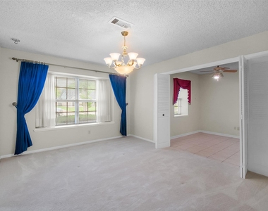 2015 Tanglelane Street - Photo Thumbnail 5