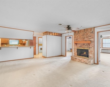 2015 Tanglelane Street - Photo Thumbnail 4