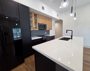 9821 Turnbow Street - Photo Thumbnail 4