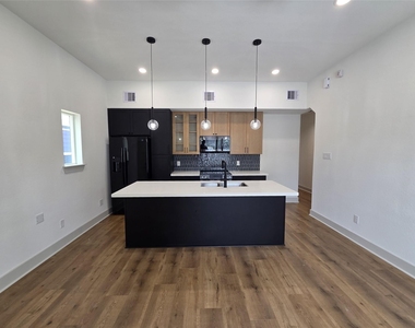 9821 Turnbow Street - Photo Thumbnail 1