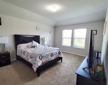 29614 Kettle Creek Court - Photo Thumbnail 25