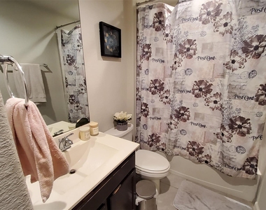 29614 Kettle Creek Court - Photo Thumbnail 21