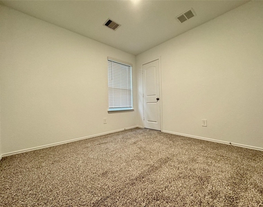 1746 Windstone Ridge Dr - Photo Thumbnail 12