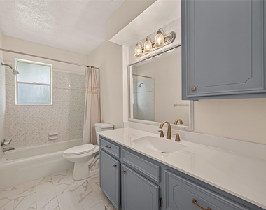 4122 Donerail Drive - Photo Thumbnail 9