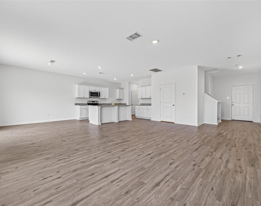 654 Amesbury Road - Photo Thumbnail 9
