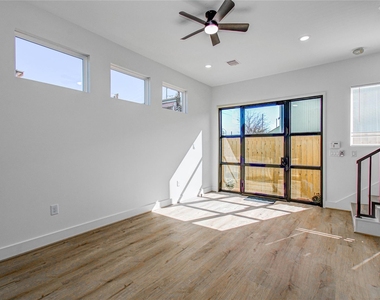 1506 Mckee Street - Photo Thumbnail 3
