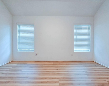 26626 Lantana Canyon Drive - Photo Thumbnail 14