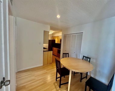 1500 Bay Area Boulevard - Photo Thumbnail 5