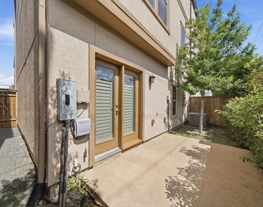 1434 Apsley Manor Trail - Photo Thumbnail 29