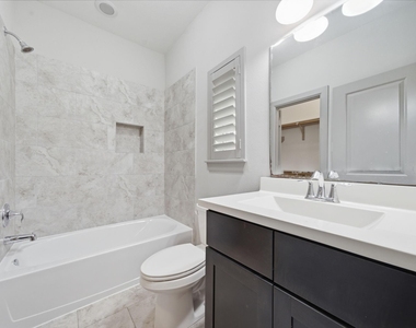 1434 Apsley Manor Trail - Photo Thumbnail 21