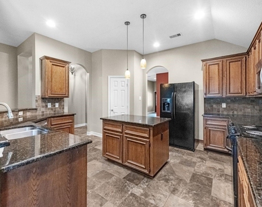 27723 Amy Willow Lane - Photo Thumbnail 8