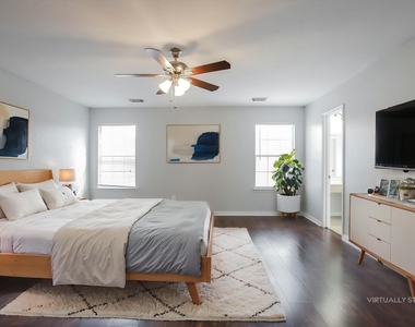 11210 Flying Geese Lane - Photo Thumbnail 10