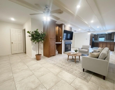 9655 Meadowcroft Drive - Photo Thumbnail 16