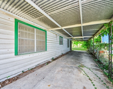 3214 Tuam St - Photo Thumbnail 29