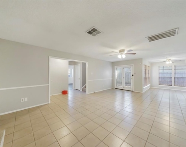 10827 Sugar Hill Drive - Photo Thumbnail 2