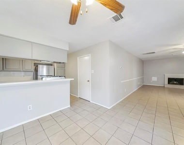 10827 Sugar Hill Drive - Photo Thumbnail 8