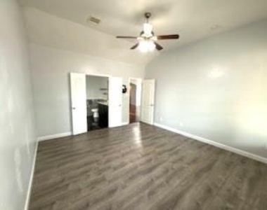 9111 Fuqua Ridge Lane - Photo Thumbnail 7
