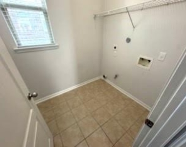 9111 Fuqua Ridge Lane - Photo Thumbnail 11