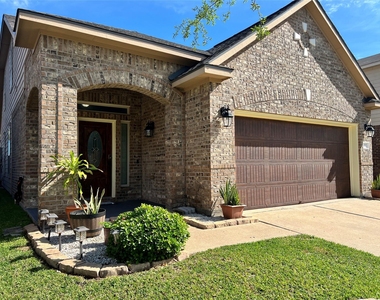 9111 Fuqua Ridge Lane - Photo Thumbnail 19