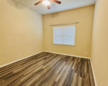 4423 Fenetre Forest Street - Photo Thumbnail 18