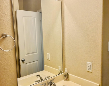 4423 Fenetre Forest Street - Photo Thumbnail 20