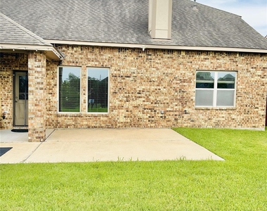 4423 Fenetre Forest Street - Photo Thumbnail 6