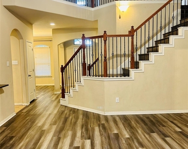 4423 Fenetre Forest Street - Photo Thumbnail 25