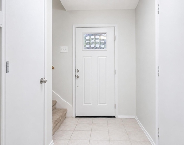 6 Thicket Grove Place - Photo Thumbnail 6