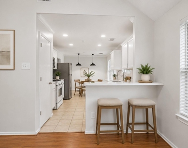 6 Thicket Grove Place - Photo Thumbnail 12