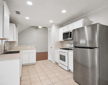 6 Thicket Grove Place - Photo Thumbnail 17
