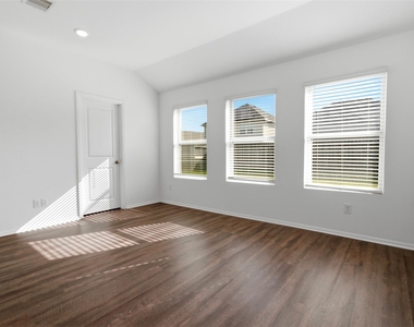 5111 Winslow Grove Drive - Photo Thumbnail 18