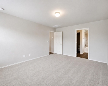 7907 Hollow Root Lane - Photo Thumbnail 12