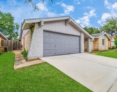 10131 Kent Towne Ln - Photo Thumbnail 16